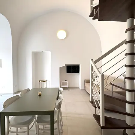 Petra Alba * Sammichele Di Bari